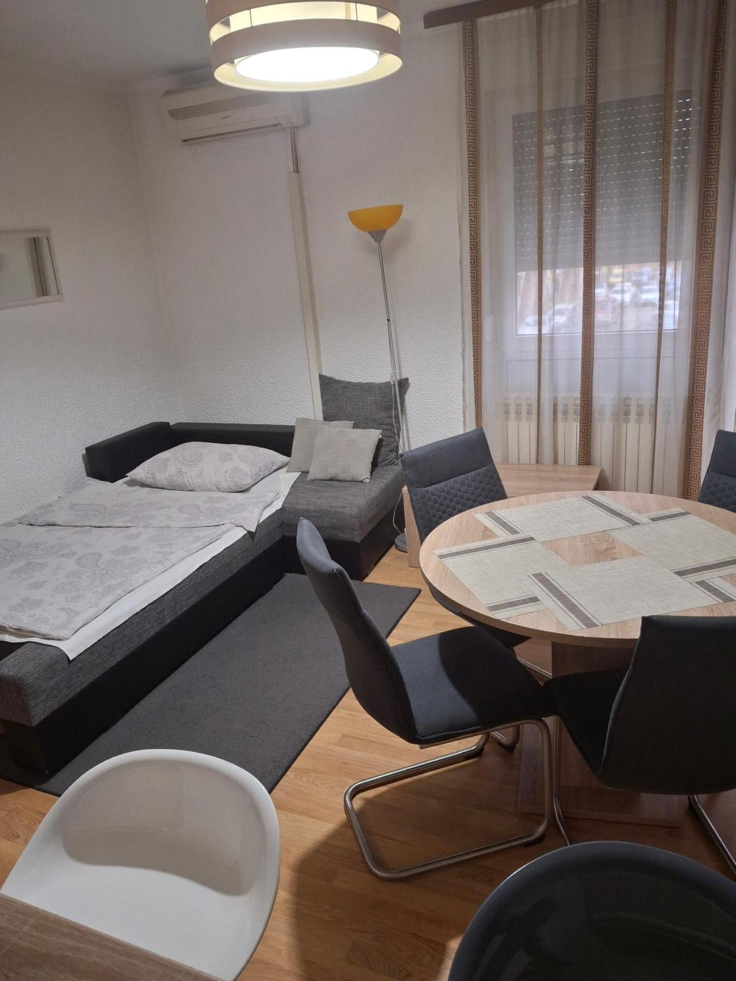 Apartman Centros Осиек Экстерьер фото